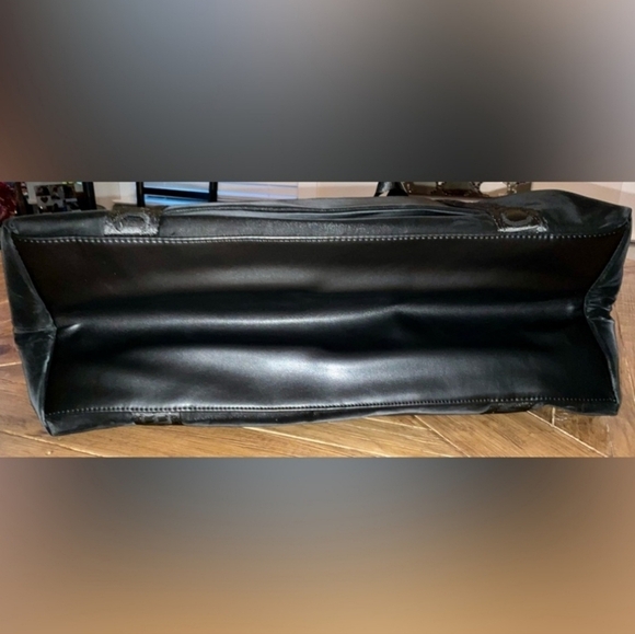 French Connection Black Audrey Weekender Duffel Bag NWT $148 Retail - Picture 11 of 12